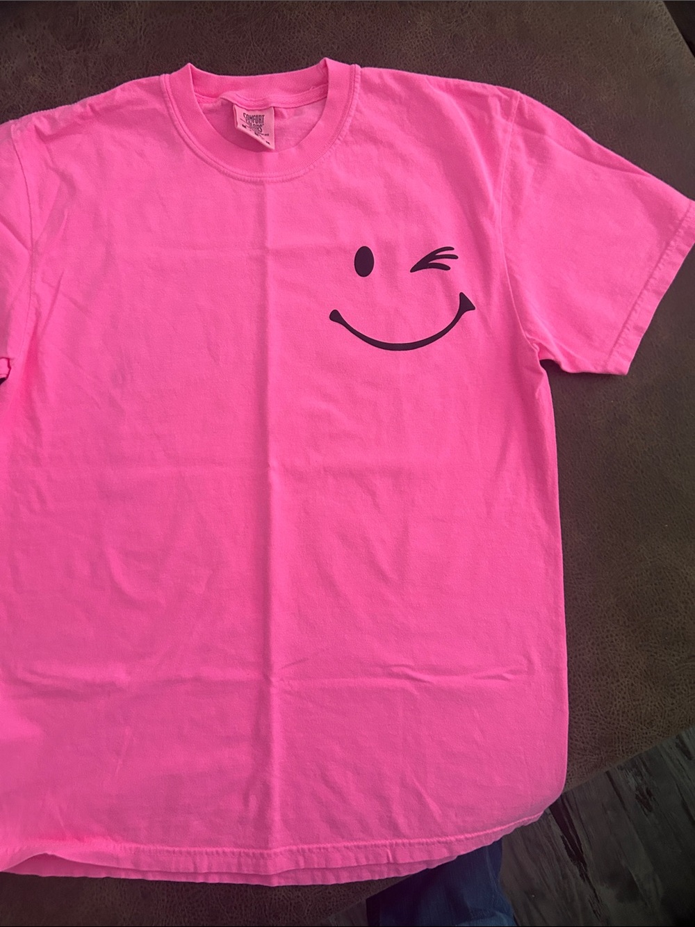 Comfort Colors Neon Pink Winking Smiley Kids Tee